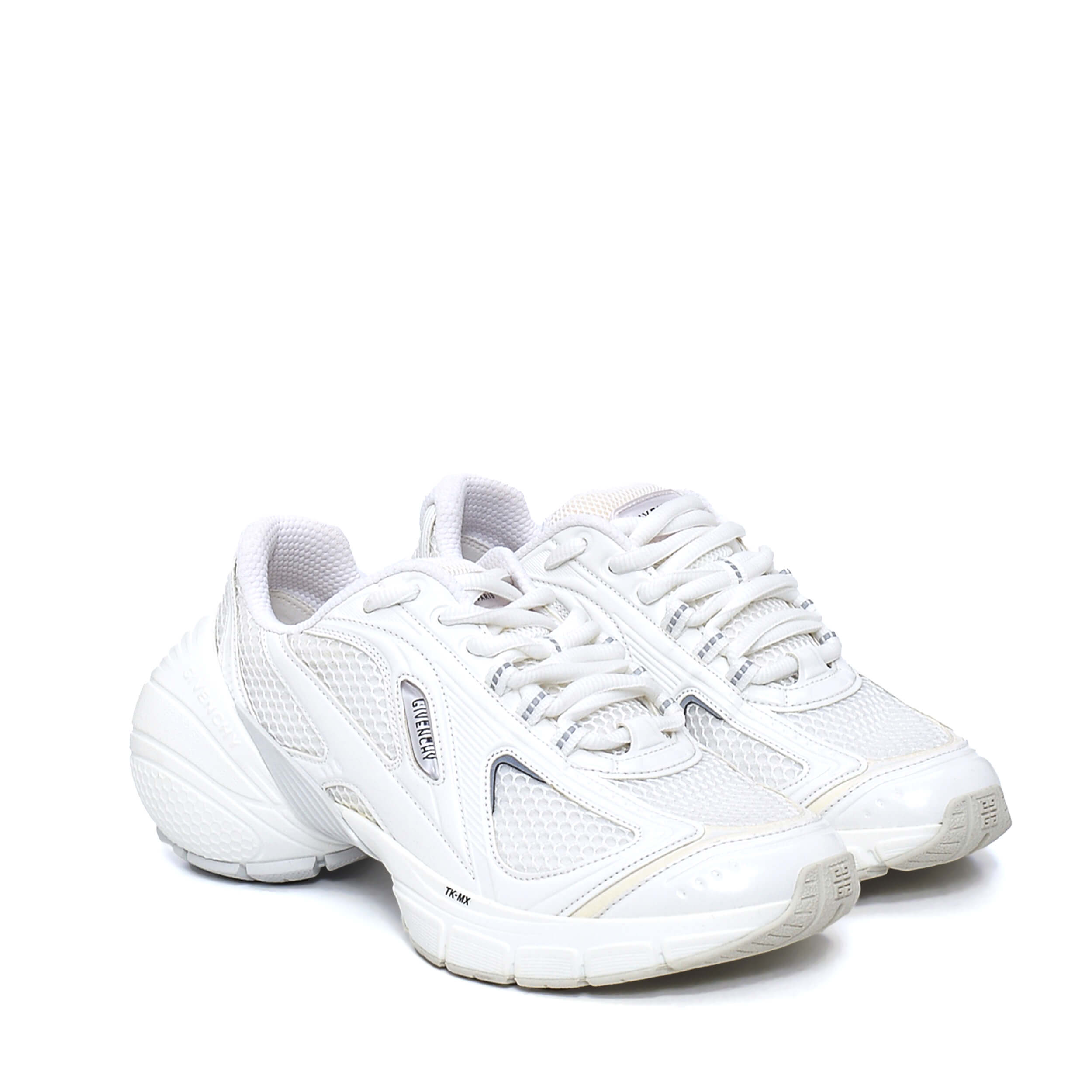 Givenchy - White Perforated Runner Sneakers / 38